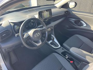 Car image 16