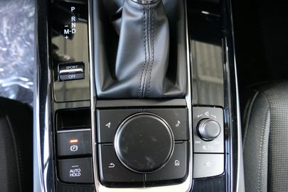 Car image 28