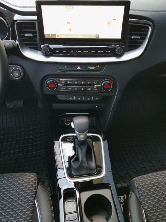 Kia XCeed 1.5 T-GDI 103 kW image number 23