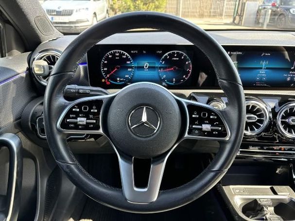 Mercedes-Benz A 180 100 kW image number 14