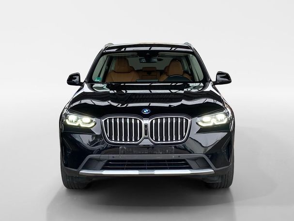 BMW X3 xDrive30e 215 kW image number 2