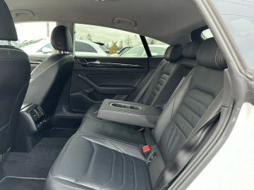 Car image 37