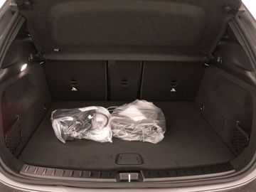 Car image 36