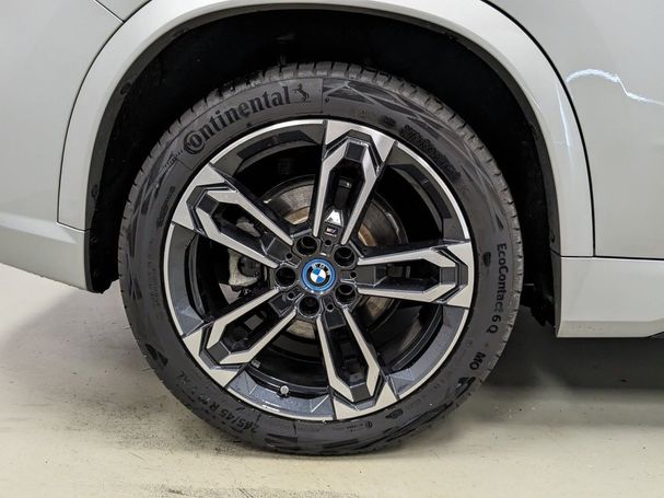 BMW iX1 xDrive30 M Sport 230 kW image number 10