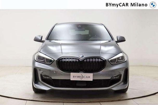 BMW 120i M Sport 131 kW image number 2