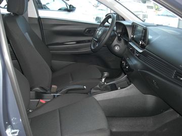 Car image 11