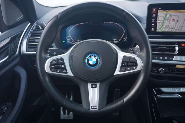 BMW iX3 210 kW image number 12