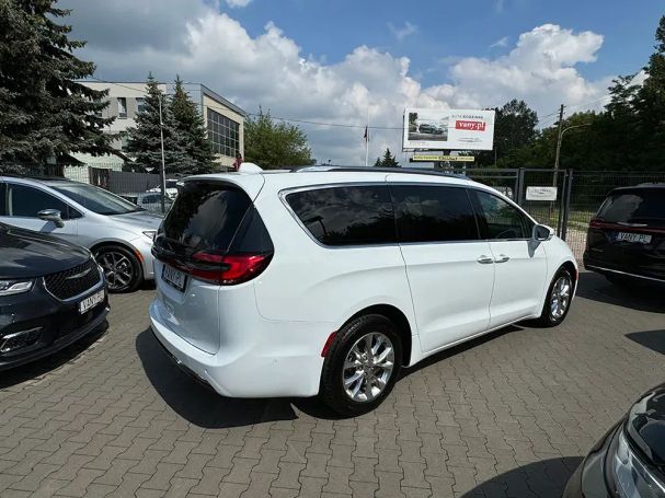 Chrysler Pacifica 214 kW image number 2