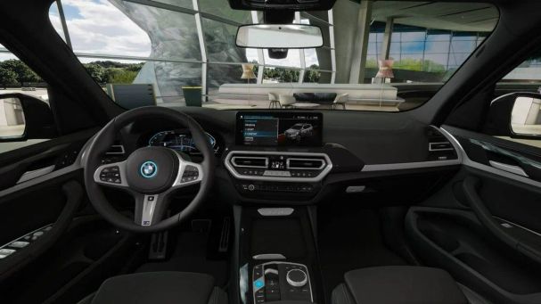 BMW iX3 210 kW image number 12