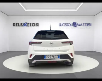 Car image 21