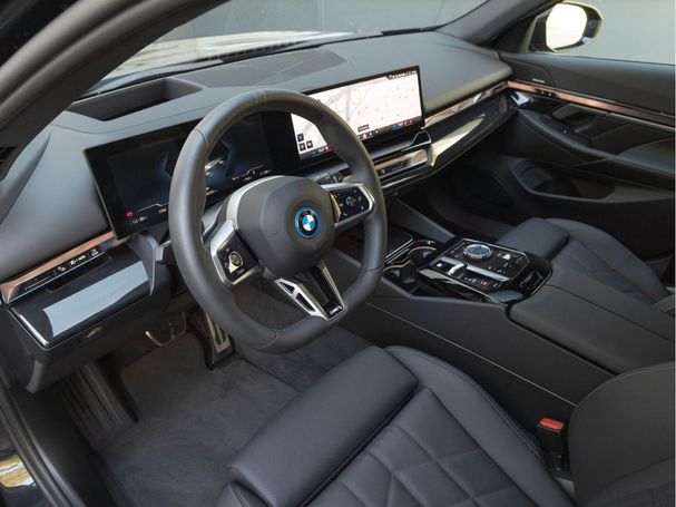 BMW i5 eDrive40 M Sport 250 kW image number 15