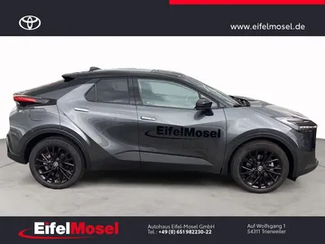 Car image 3