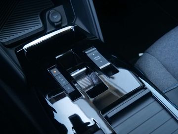 Car image 39