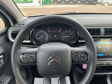 Car image 32