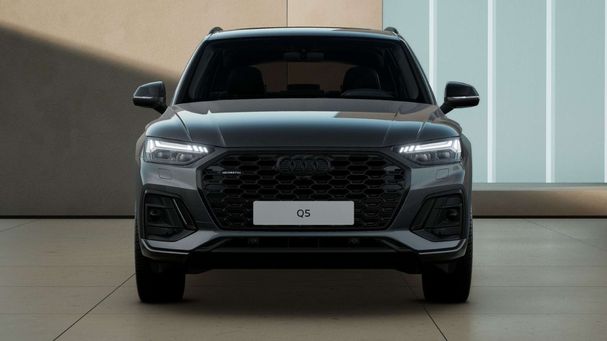 Audi Q5 55 TFSIe S-line 220 kW image number 1