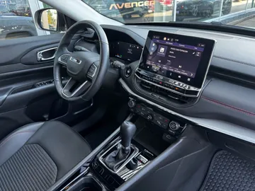 Car image 34