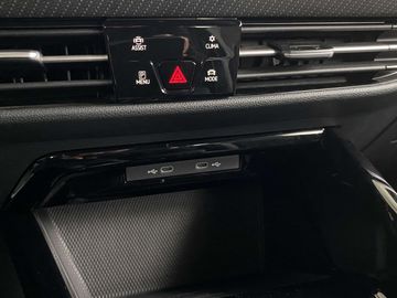 Car image 41