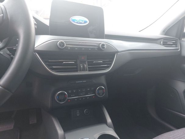 Ford Focus 1.0 92 kW image number 10