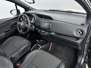 Car image 28