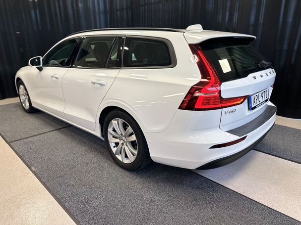 Volvo V60 D3 Momentum 110 kW image number 2