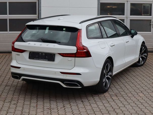 Volvo V60 T6 R Design Expression AWD Recharge 251 kW image number 1