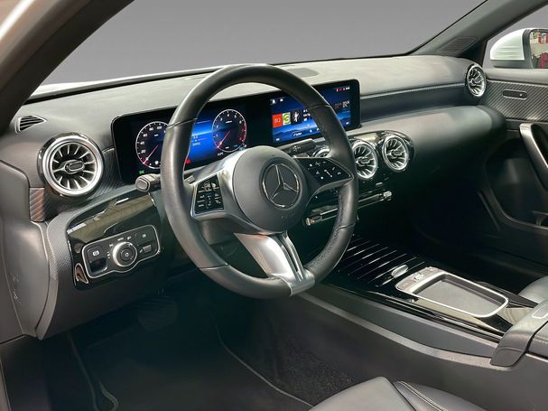 Mercedes-Benz A 180 100 kW image number 14