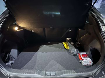 Car image 31