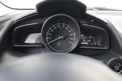 Car image 30