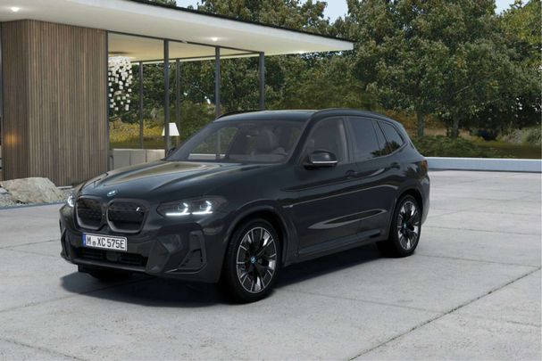 BMW iX3 M Sport 210 kW image number 1