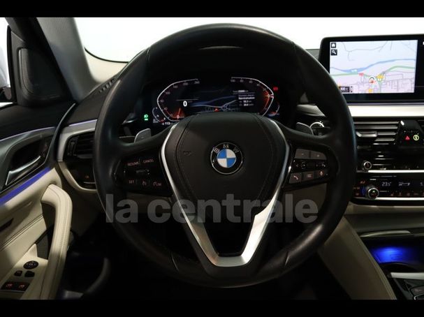 BMW 530d Touring 210 kW image number 15