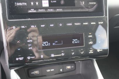 Car image 29