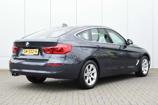 BMW 320i Gran Turismo 135 kW image number 8