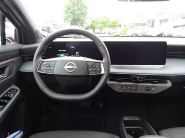 Car image 29