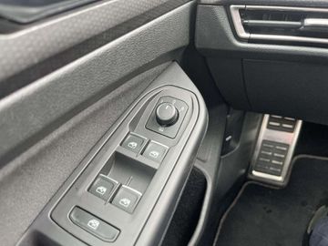 Car image 45