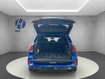 Car image 40