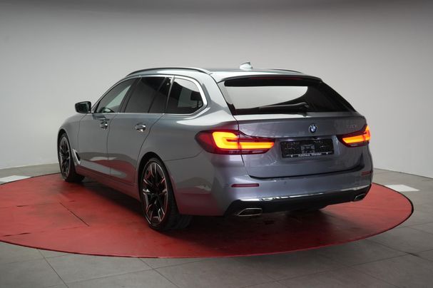 BMW 530i Touring Luxury Line 185 kW image number 4