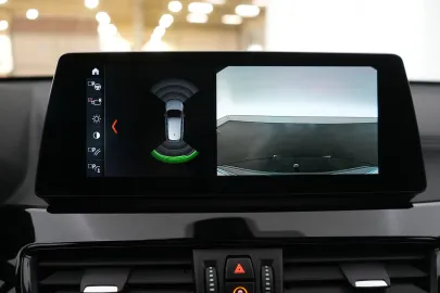 Car image 36