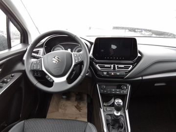 Car image 11