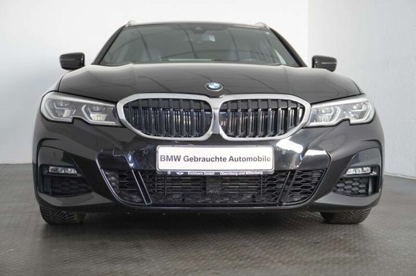 BMW 320i Touring 135 kW image number 3