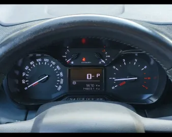 Car image 29