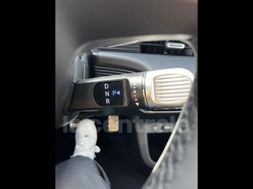 Car image 37