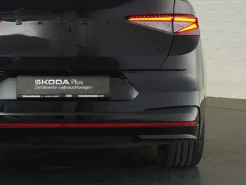 Car image 36