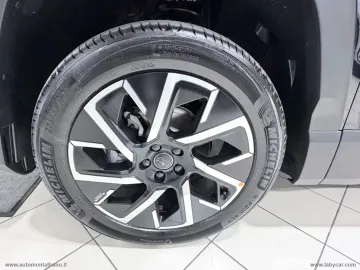 Car image 33