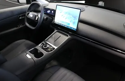 Car image 29