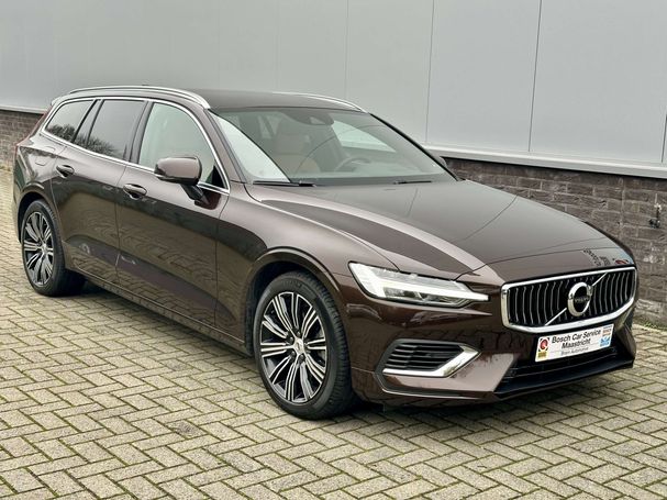 Volvo V60 T8 Twin Engine Inscription AWD 288 kW image number 3