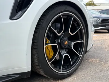 Car image 44