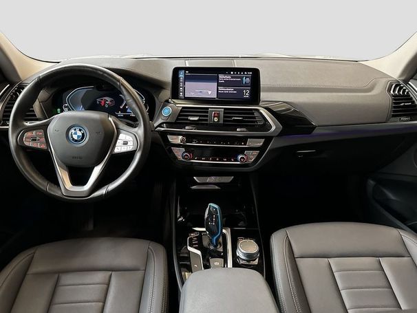 BMW iX3 210 kW image number 15