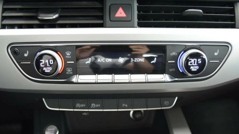 Car image 27