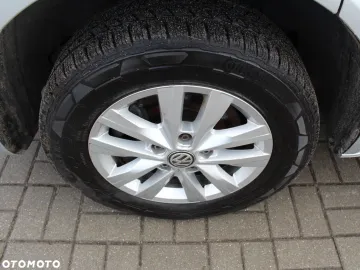 Car image 37