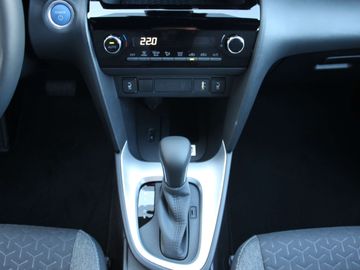 Car image 17